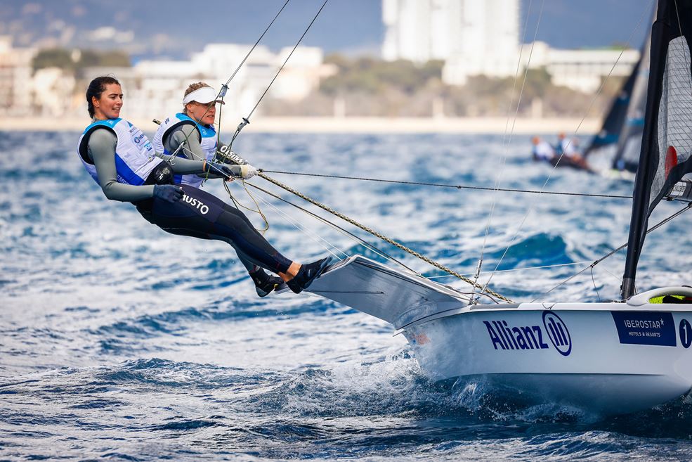Van Aanholt en Duetz (foto Sofia Cup / Sailing Energy)