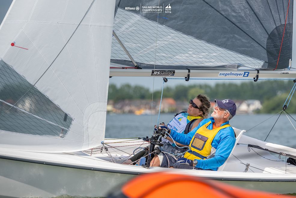 Kathelijne Langezaal & Arend Pet (foto World Sailing Isabel van Opzeeland)