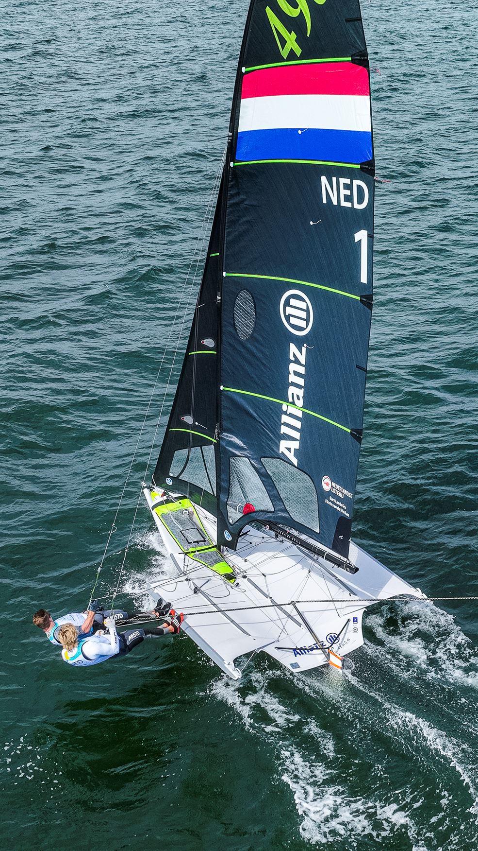 Bart Lambriex en Floris van de Werken (foto World Sailing)